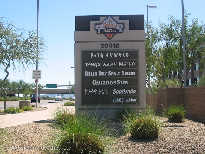 Desert Ridge Corporate Center - Ryan Companies